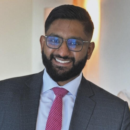 PBJ COACHING We specialize in helping high-earning expat families in their 30s and 40s achieve real financial independence in under 5 years through cash-flowing portfolios, downside-protected strategies, and an emotionally intelligent approach to money.